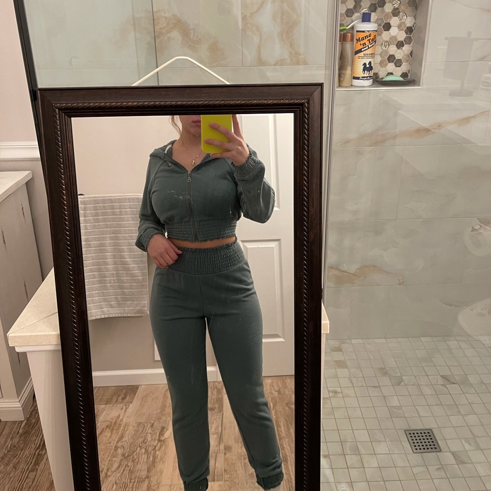 Urban outfitters set